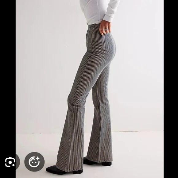 We The Free Jayde Flared Jeans - Traincar Stripe - Picture 1 of 4